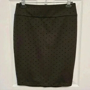 ❤️ Maurices Black Polka-dot Knit Skirt Size  Medium Workwear Office Stretch